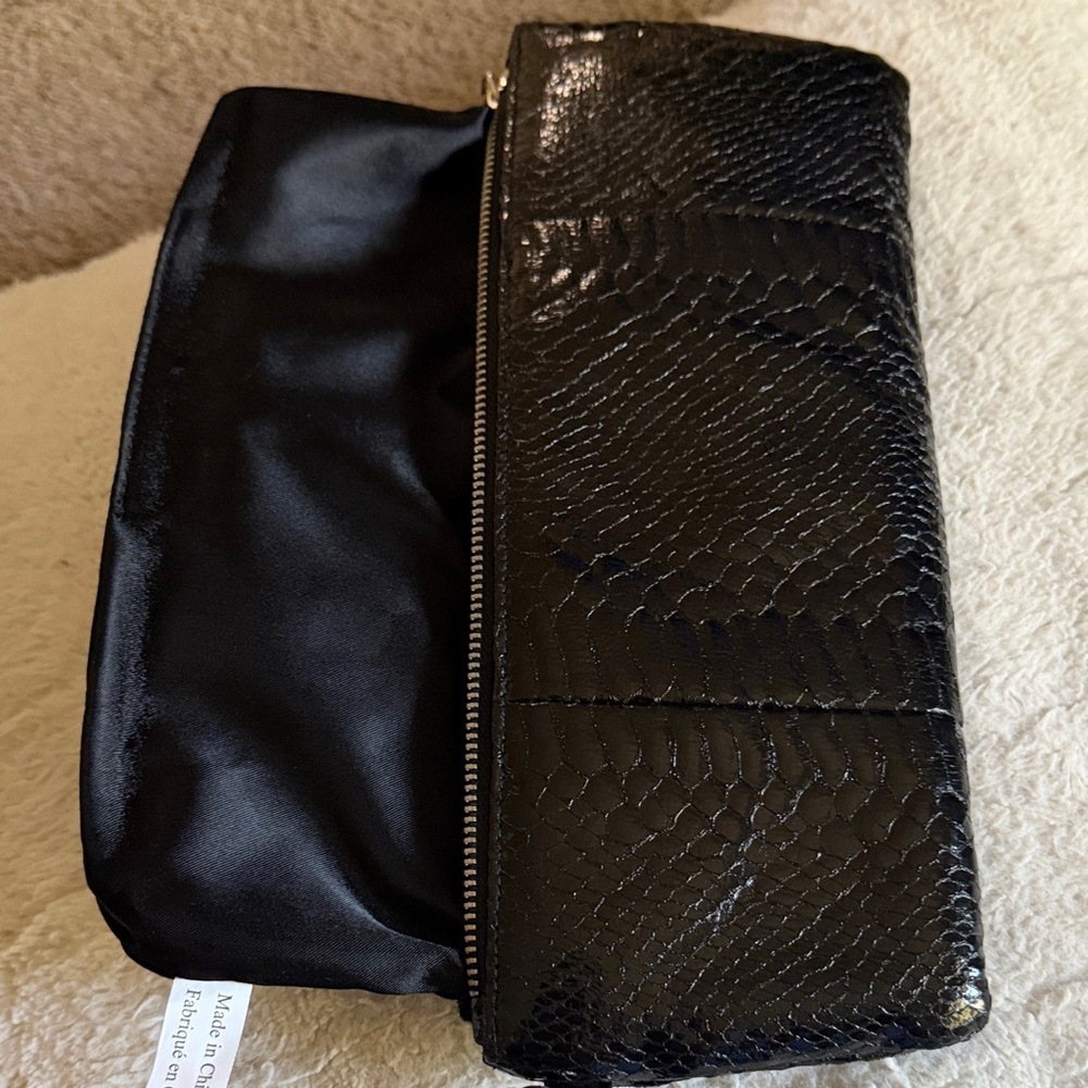 Black Textured Clutch Wallet - Picture 3 of 3